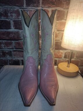 Mezcalero Pink and Cream Leather Western Heeled Boots